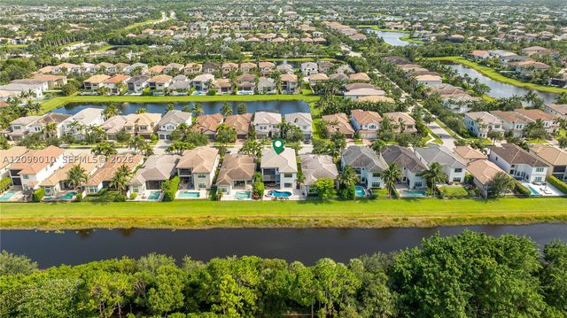 9529 Eden Roc Ct, Delray Beach, FL 33446