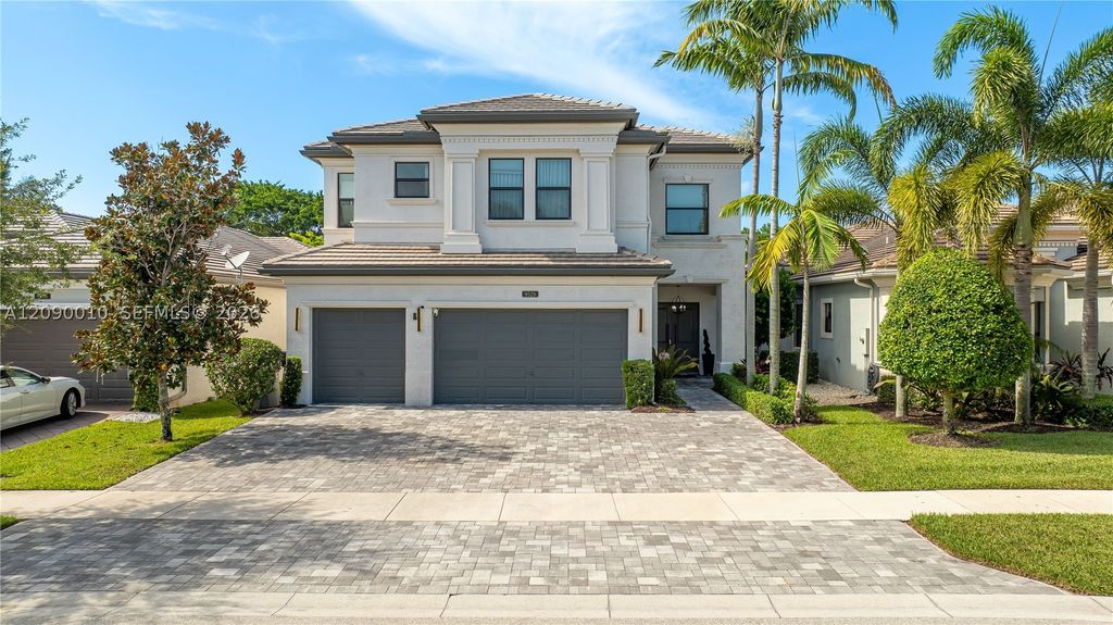 9529 Eden Roc Ct, Delray Beach, FL 33446