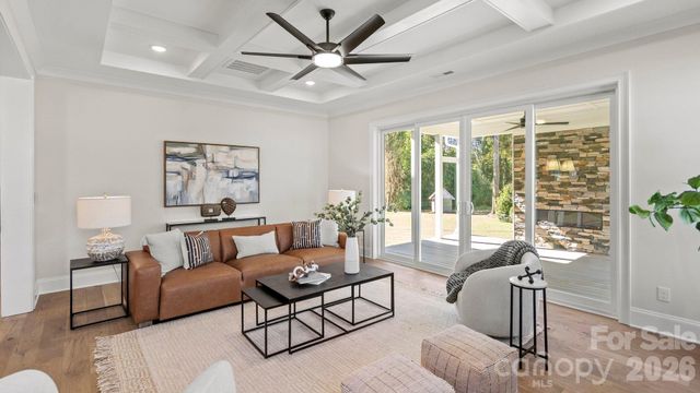 6918 Alexander Road, Charlotte, NC 28226