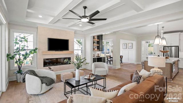 6918 Alexander Road, Charlotte, NC 28226