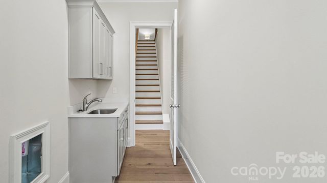 6918 Alexander Road, Charlotte, NC 28226