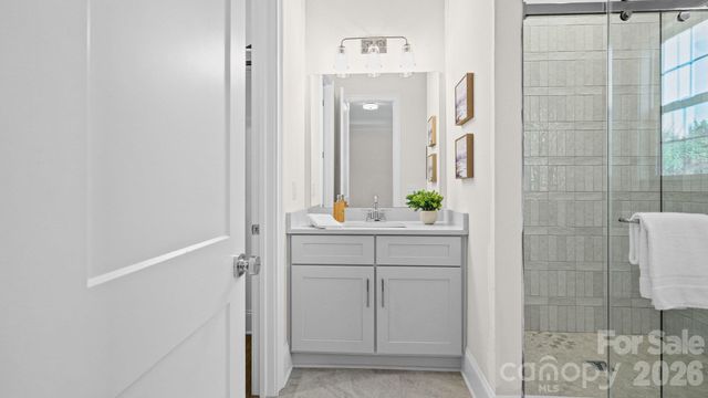 6918 Alexander Road, Charlotte, NC 28226