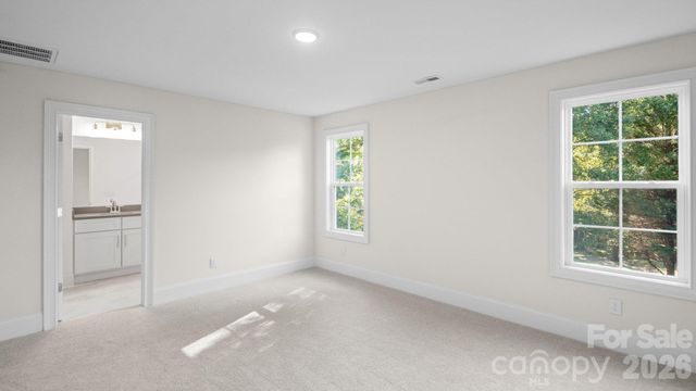 6918 Alexander Road, Charlotte, NC 28226