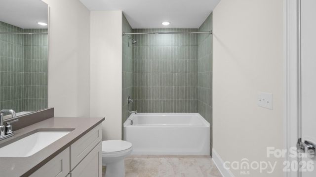 6918 Alexander Road, Charlotte, NC 28226