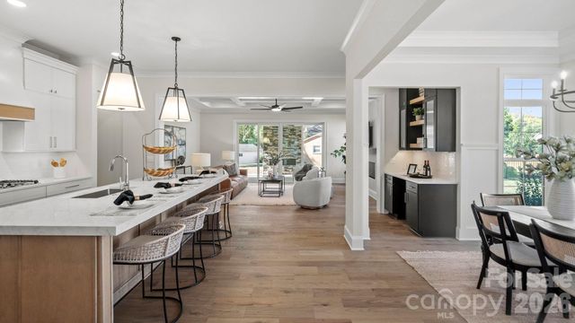 6918 Alexander Road, Charlotte, NC 28226