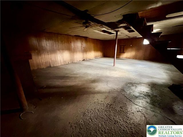 211 Fireline Road, Bowmanstown Boro, PA 18071