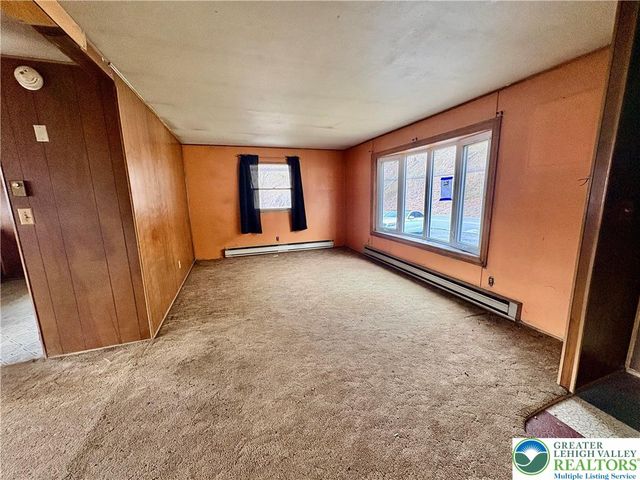 211 Fireline Road, Bowmanstown Boro, PA 18071