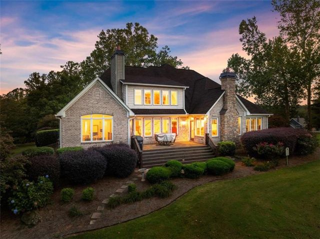 526 Orchard Drive, Clarkesville, GA 30523