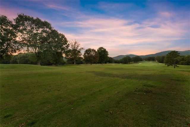 526 Orchard Drive, Clarkesville, GA 30523