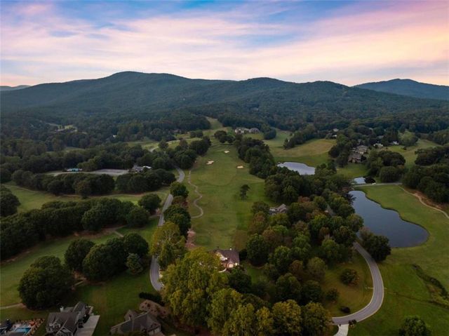 526 Orchard Drive, Clarkesville, GA 30523