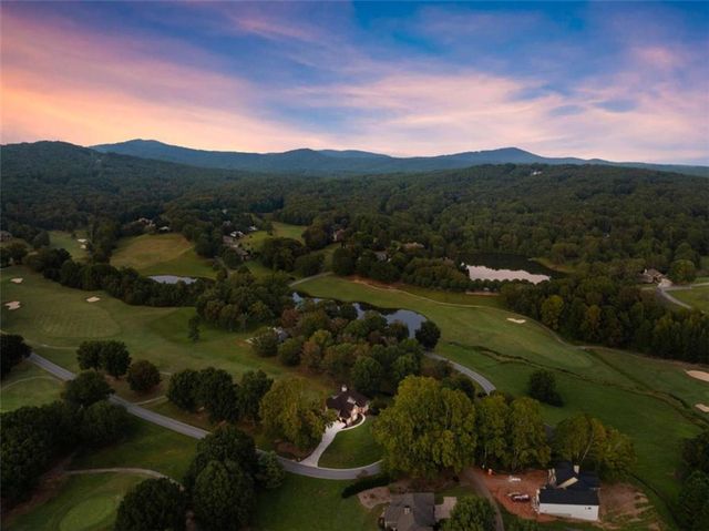 526 Orchard Drive, Clarkesville, GA 30523