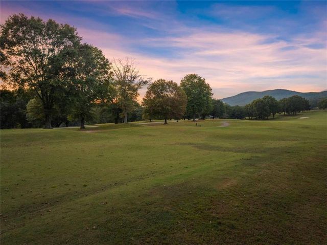 526 Orchard Drive, Clarkesville, GA 30523