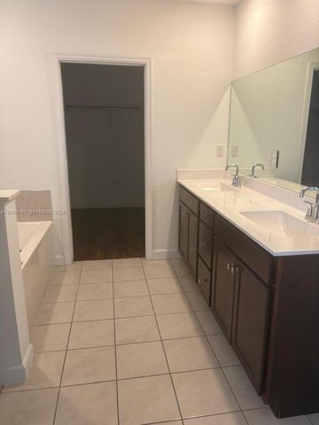 26964 SW 132nd Ct Road 0, Homestead, FL 33032