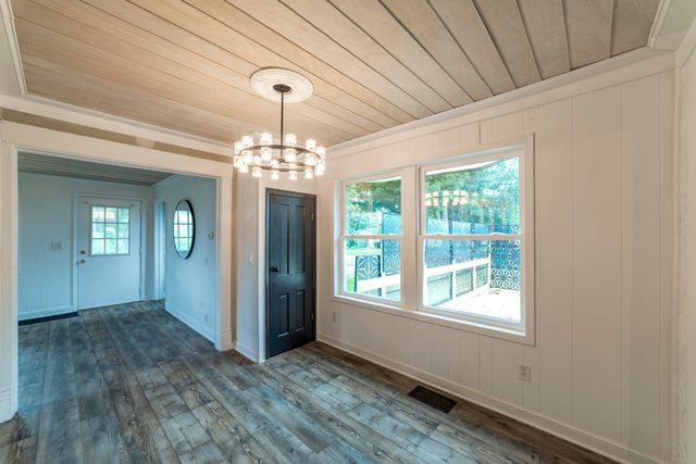 58 North Street, Westville, IN 46391
