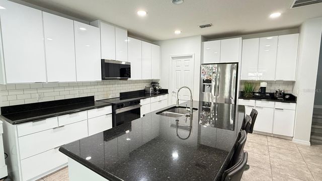 2803 MONTICELLO WAY, Kissimmee, FL 34741