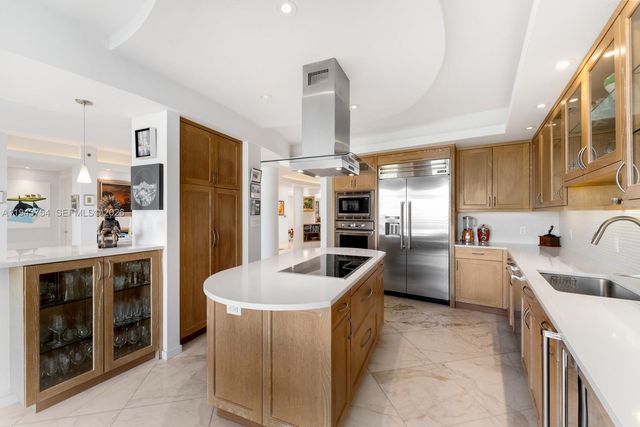 791 Crandon Blvd 603, Key Biscayne, FL 33149