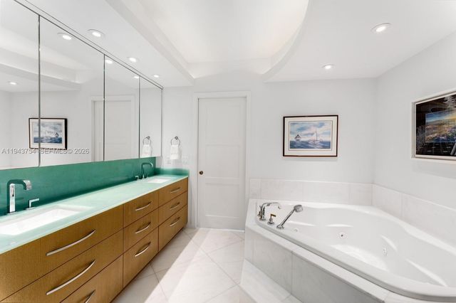 791 Crandon Blvd 603, Key Biscayne, FL 33149