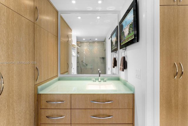 791 Crandon Blvd 603, Key Biscayne, FL 33149