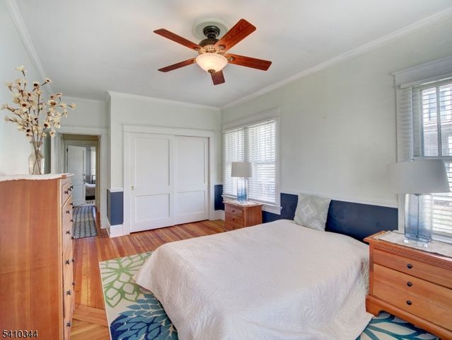 14 Clinton St, Newton Town, NJ 07860