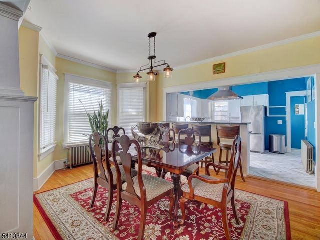 14 Clinton St, Newton Town, NJ 07860