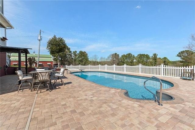 1687 Turkey Creek Road, Thomaston, GA 30286