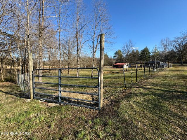 357 Doc Norton Rd, Walland, TN 37886