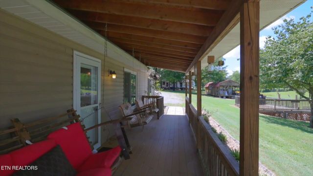 357 Doc Norton Rd, Walland, TN 37886