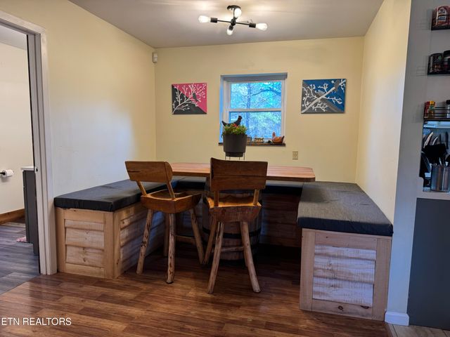 357 Doc Norton Rd, Walland, TN 37886