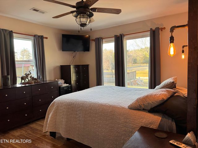 357 Doc Norton Rd, Walland, TN 37886