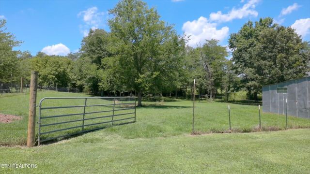 357 Doc Norton Rd, Walland, TN 37886