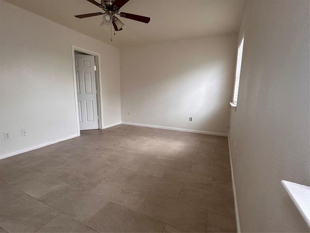 6839 Larkstone Street A, Houston, TX 77028