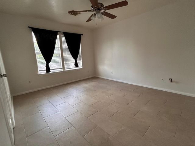 6839 Larkstone Street A, Houston, TX 77028