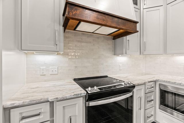 122 Republican Loop, Greenbrier, AR 72058