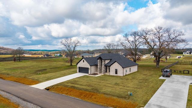 122 Republican Loop, Greenbrier, AR 72058