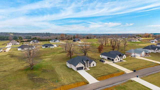 122 Republican Loop, Greenbrier, AR 72058