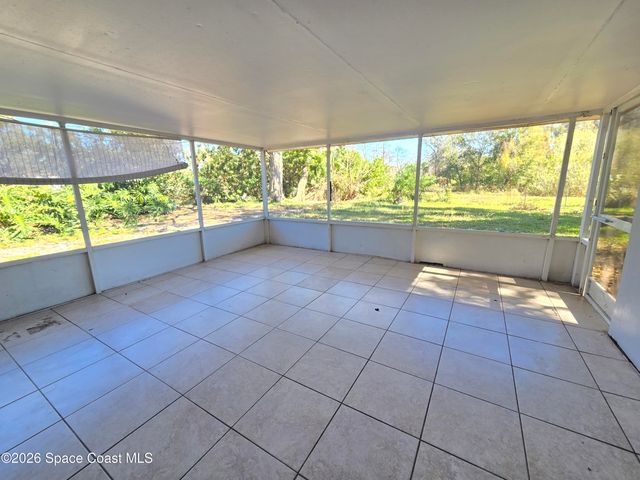 771 Onyx Drive NE, Palm Bay, FL 32905