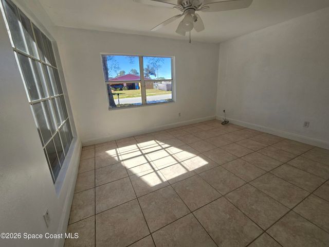 771 Onyx Drive NE, Palm Bay, FL 32905