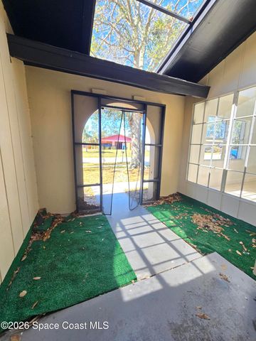 771 Onyx Drive NE, Palm Bay, FL 32905