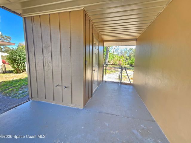 771 Onyx Drive NE, Palm Bay, FL 32905