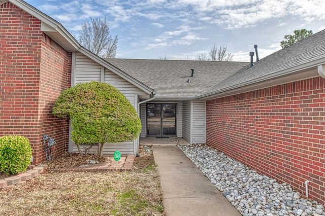 10400 Kingsgate Drive, Oklahoma City, OK 73159