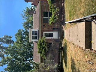7360 Stanford Avenue, St Louis, MO 63130