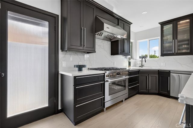 1519 N Rose, Burbank, CA 91505