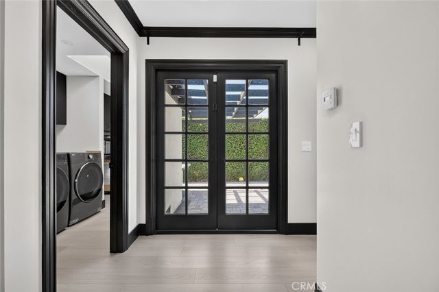 1519 N Rose, Burbank, CA 91505