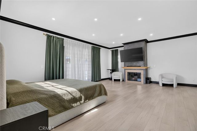 1519 N Rose, Burbank, CA 91505