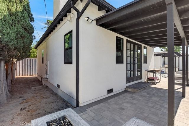 1519 N Rose, Burbank, CA 91505