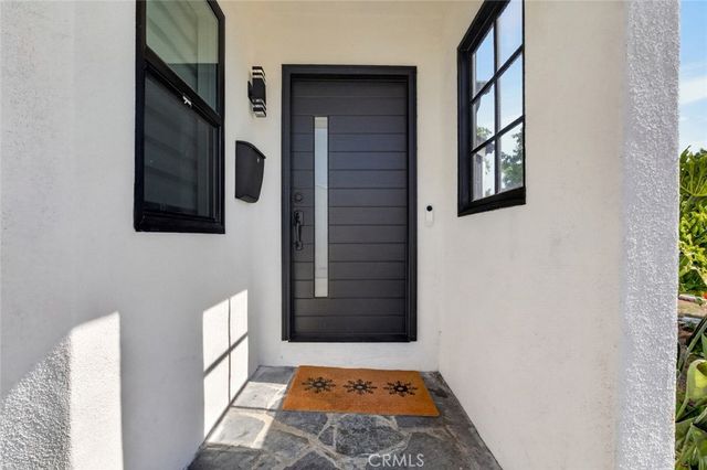 1519 N Rose, Burbank, CA 91505