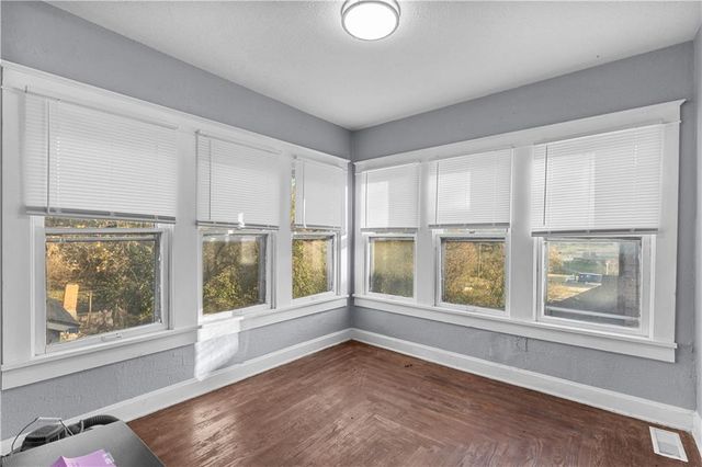 2115 N 12th Street, Kansas City, KS 66104