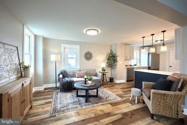 118 W FREDERICK ST, Millersville, PA 17551