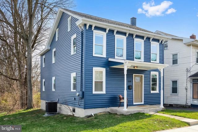118 W FREDERICK ST, Millersville, PA 17551