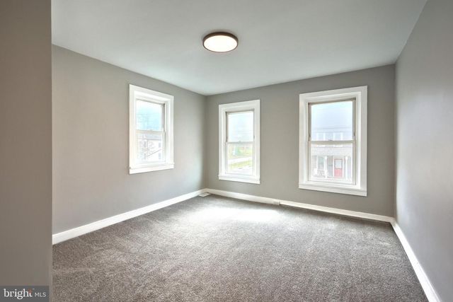 118 W FREDERICK ST, Millersville, PA 17551